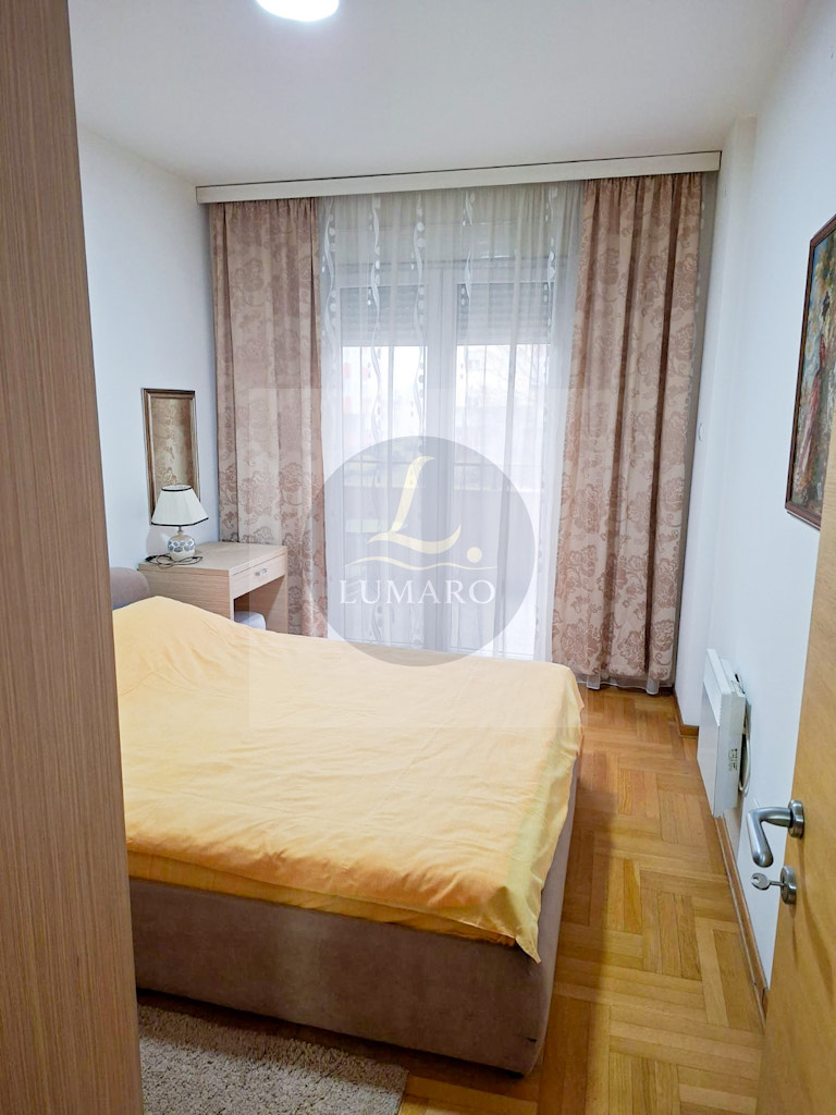 8bc12a01-a589-42fe-92b1-3865329f6248